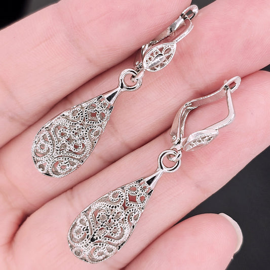 Earrings 14K White Gold Plated Teardrop Filigree Dangle/Drop Lever-back Closure